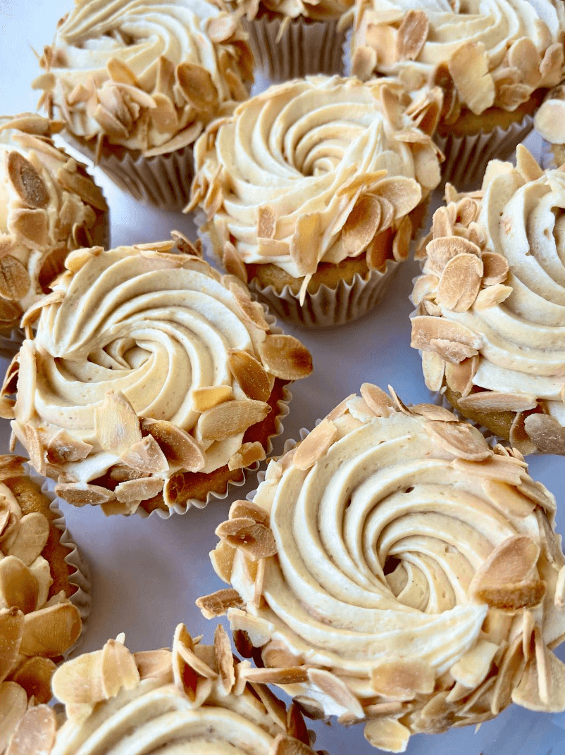 Vegan Orange &amp; Almond Cupcakes